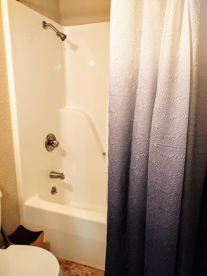 Lakefront Oasis ホット・スプリングス エクステリア 写真